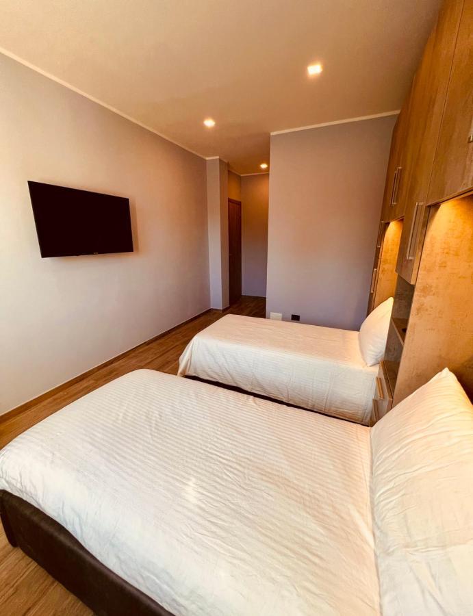 La Tana Del Ludo Apartment Baveno Exterior photo